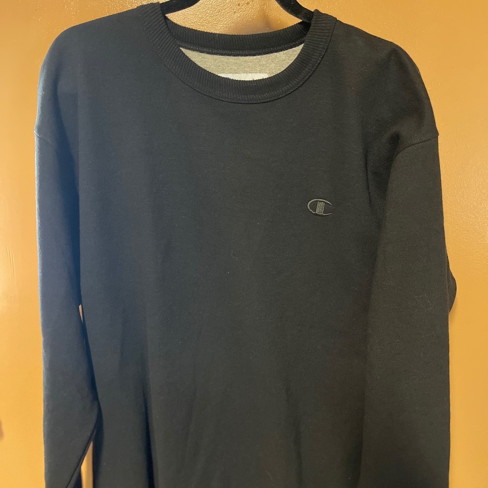 Champion Black Crewneck